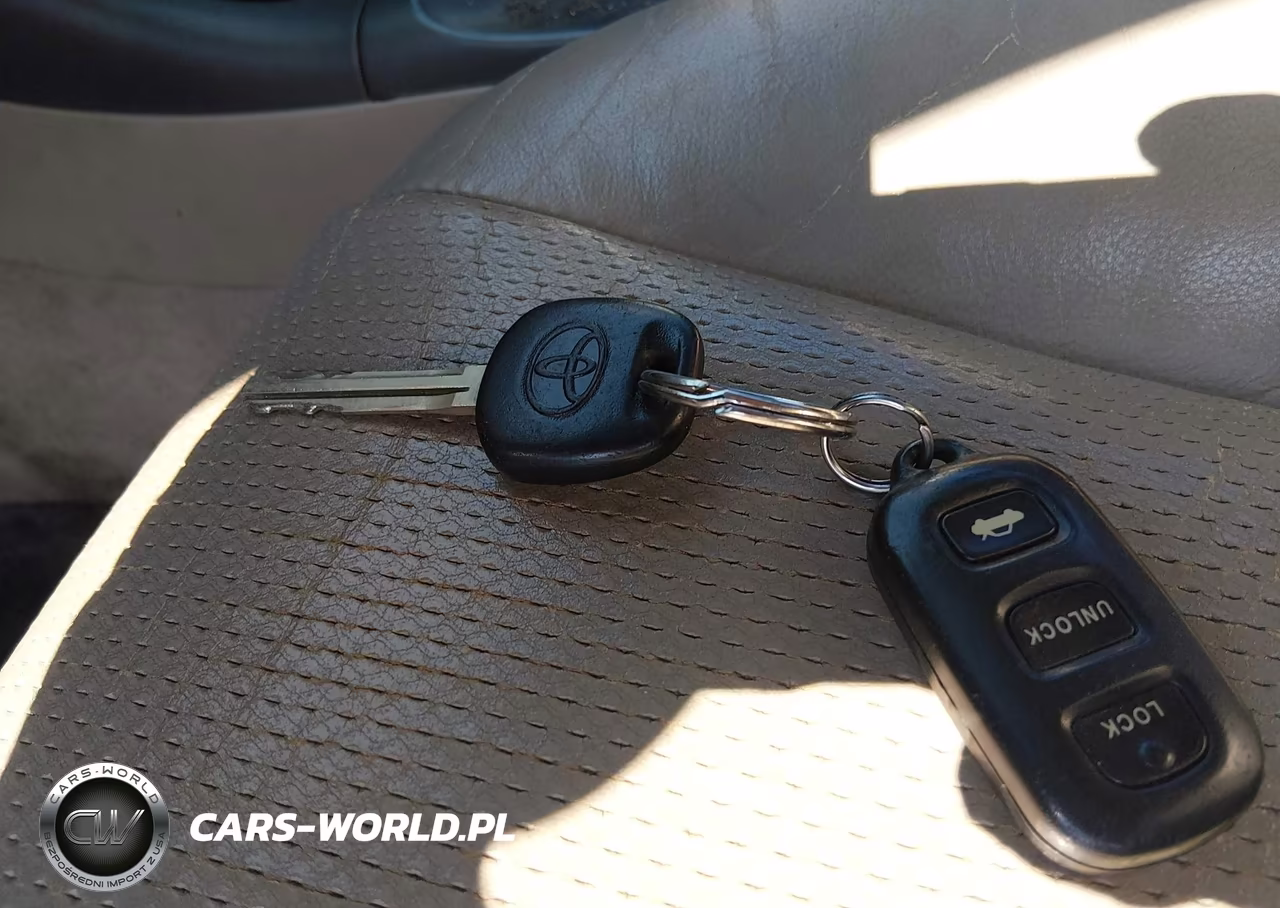 2002 Toyota Camry Se VIN:4T1BF32K12U011541 - 11