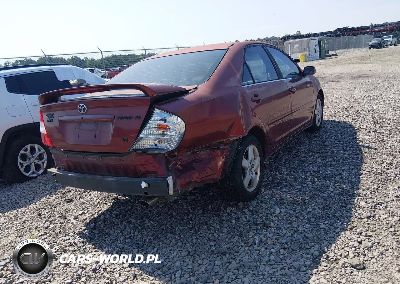 2002 Toyota Camry Se VIN:4T1BF32K12U011541 - 4