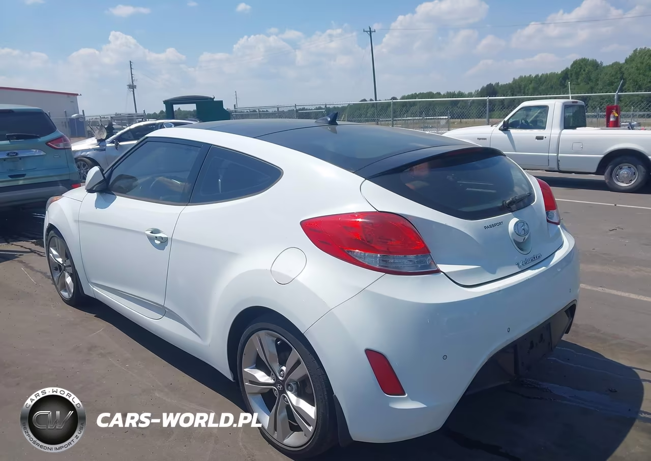 2013 Hyundai Veloster VIN:KMHTC6ADXDU156923 - 3