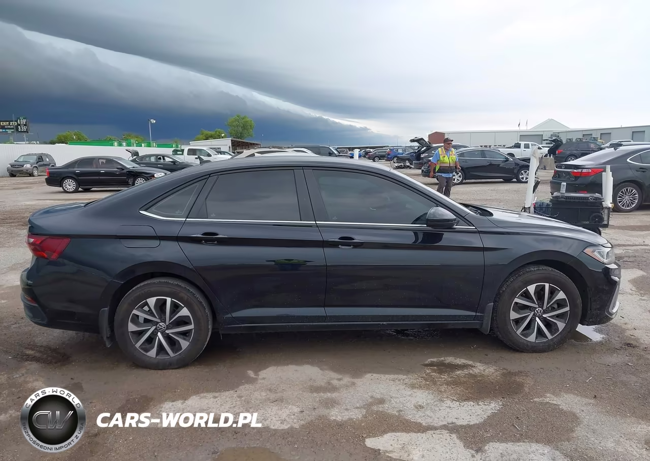 2025 Volkswagen Jetta 1.5T S VIN:3VW5X7BU1SM063387 - 13