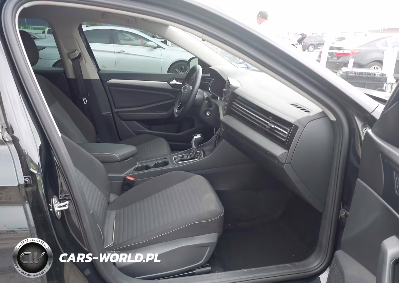 2025 Volkswagen Jetta 1.5T S VIN:3VW5X7BU1SM063387 - 5