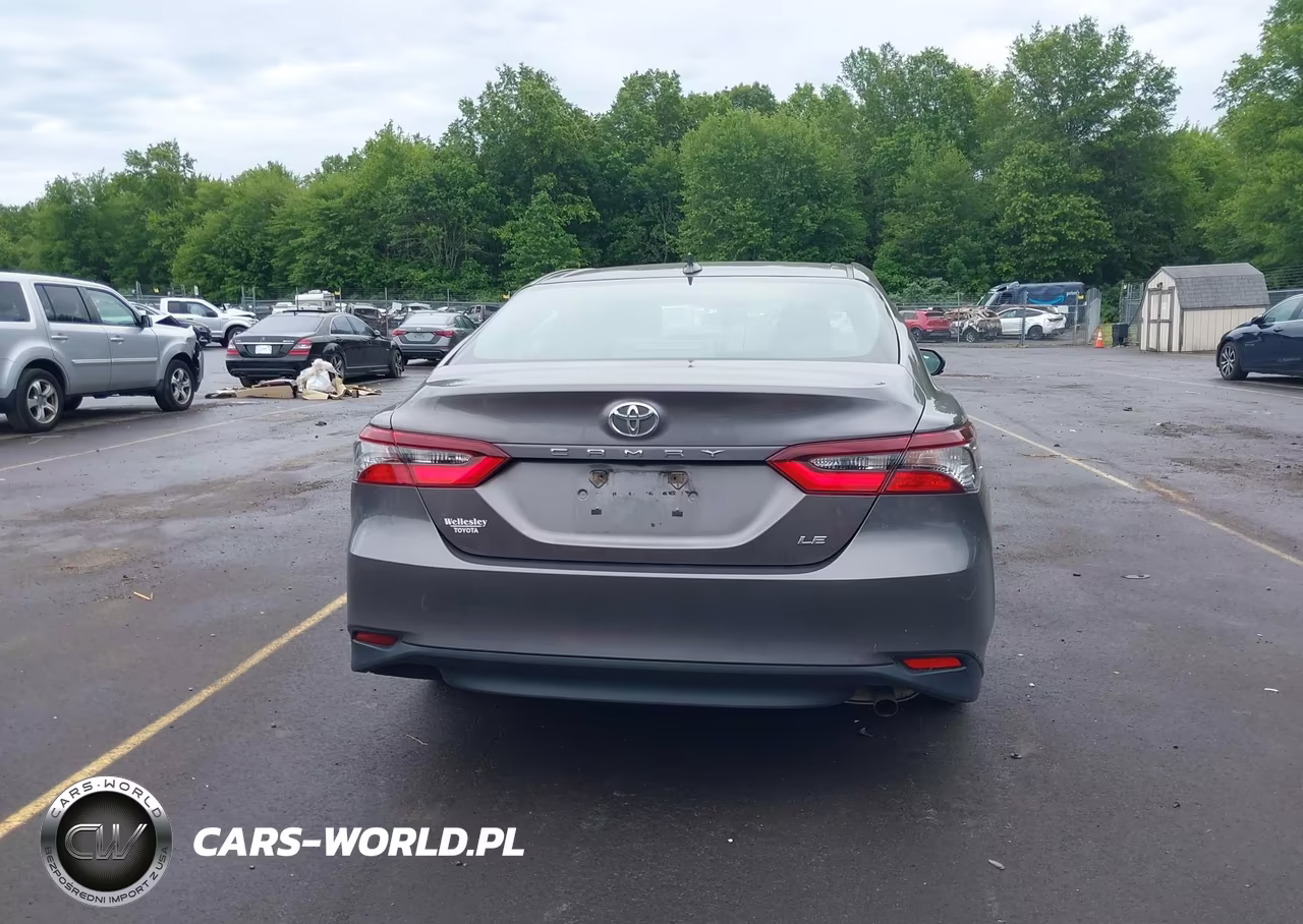 2021 Toyota Camry Le VIN:4T1C11AK1MU423549 - 16