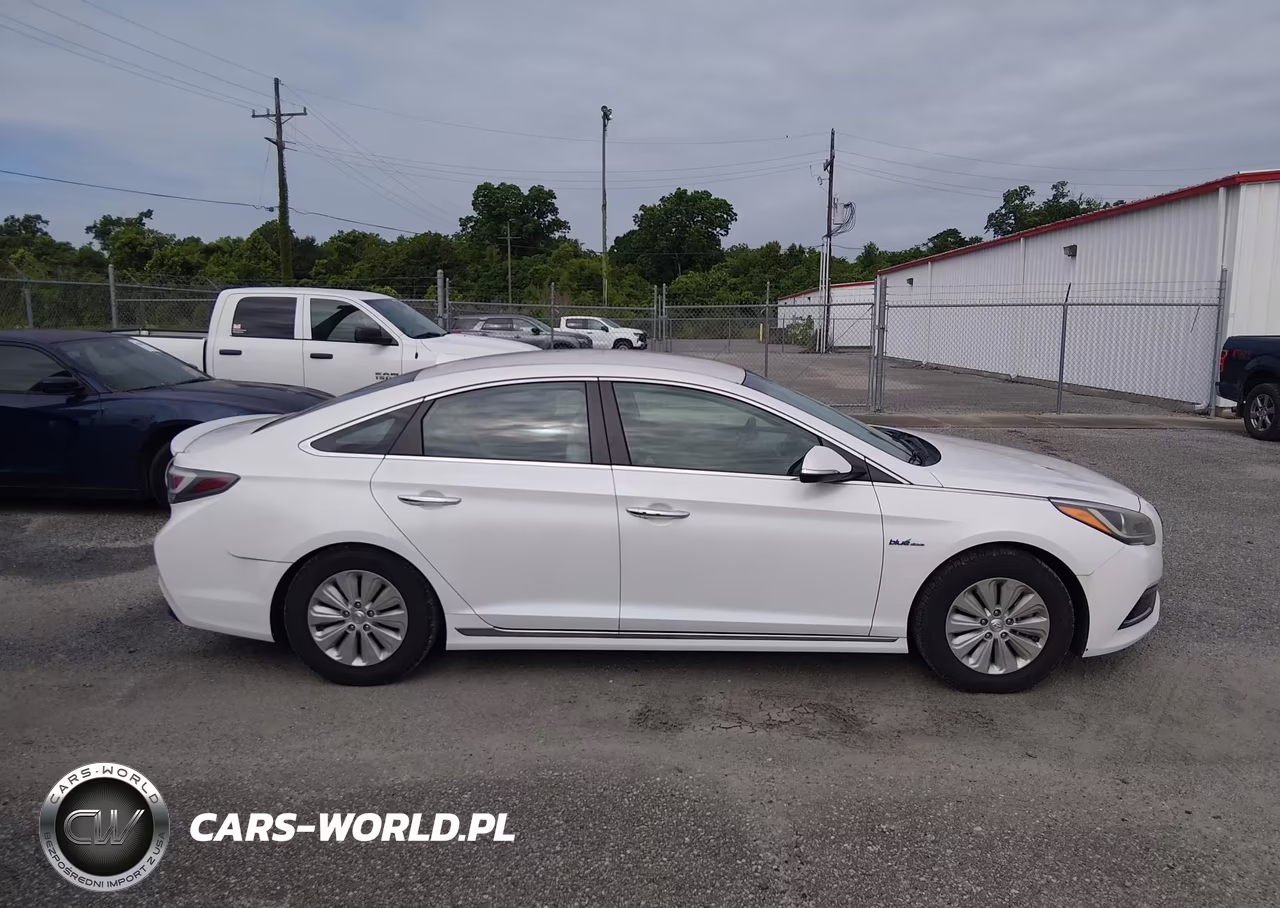 2017 Hyundai Sonata Hybrid Se VIN:KMHE24L13HA046127 - 16