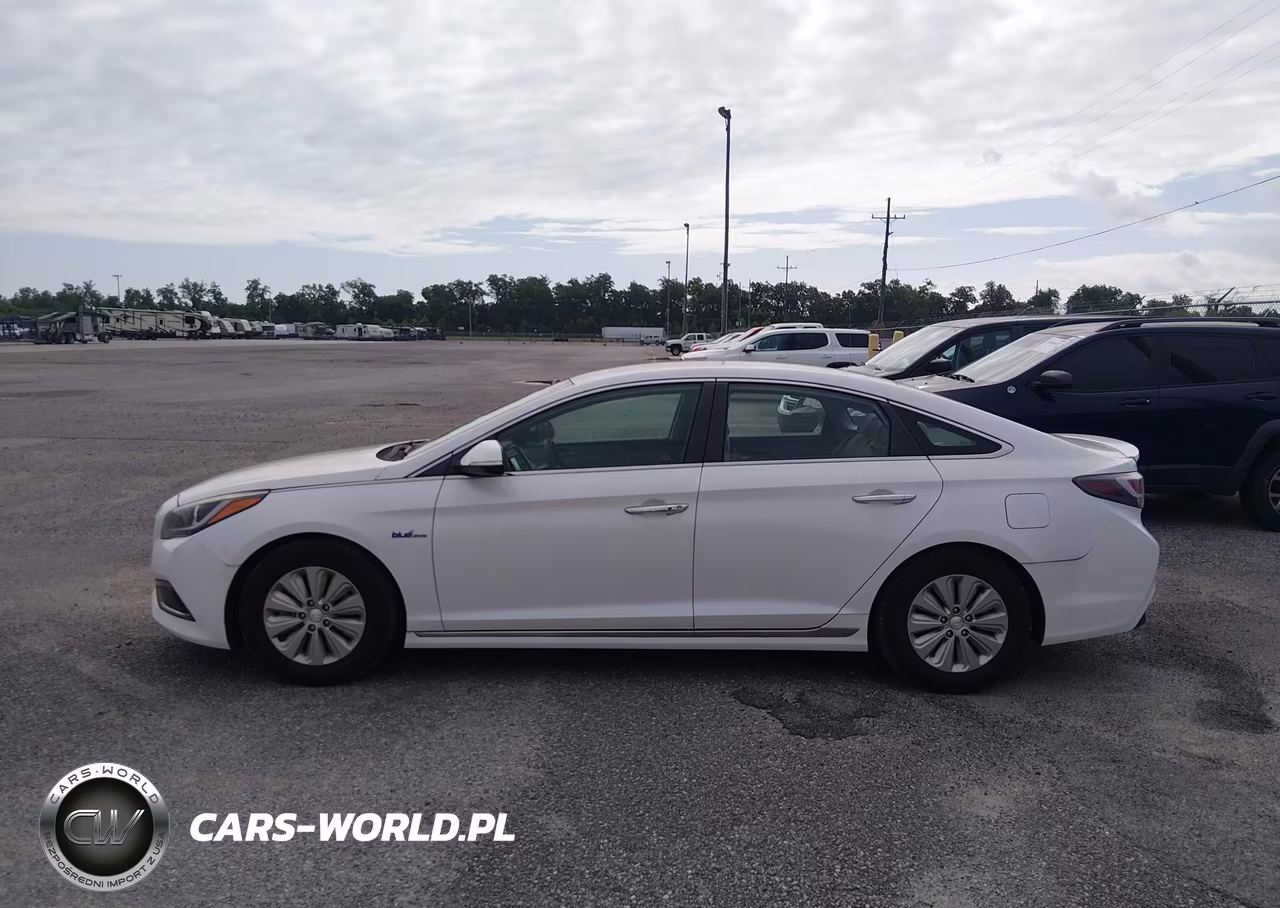 2017 Hyundai Sonata Hybrid Se VIN:KMHE24L13HA046127 - 17