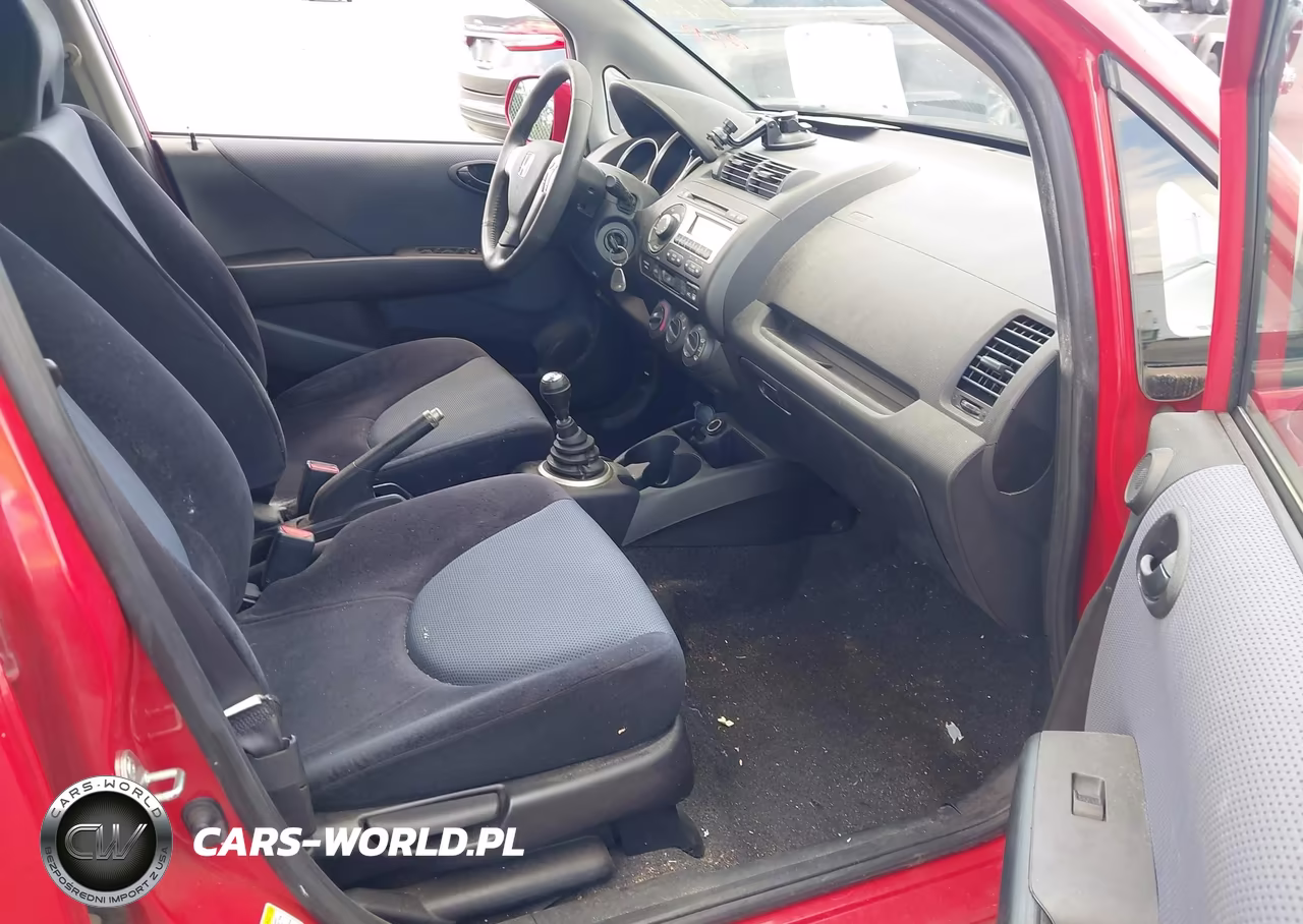 2008 Honda Fit Sport VIN:JHMGD37698S020552 - 5