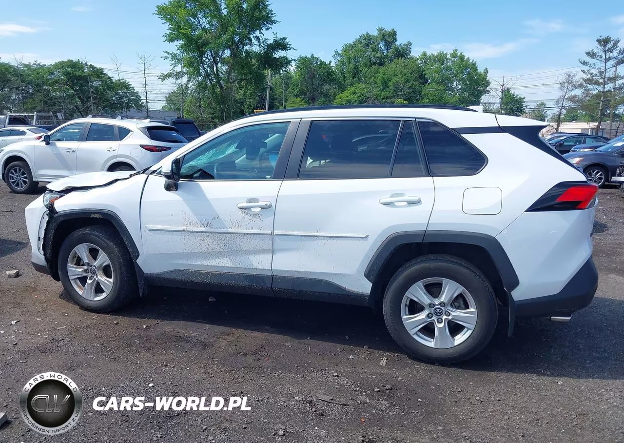 2020 Toyota Rav4 Xle VIN:2T3P1RFV6LW132473 - 14