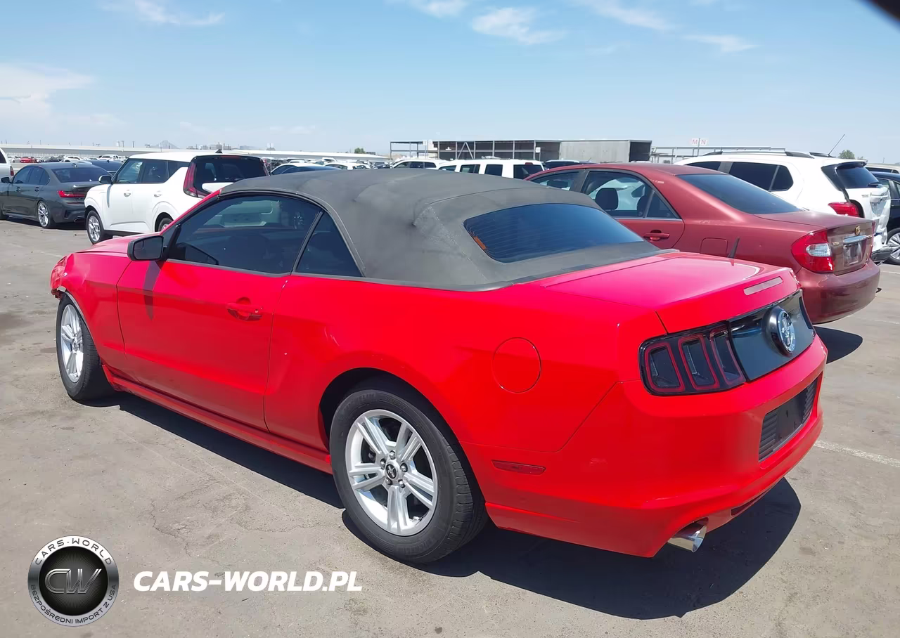 2014 Ford Mustang V6 VIN:1ZVBP8EM7E5242953 - 3