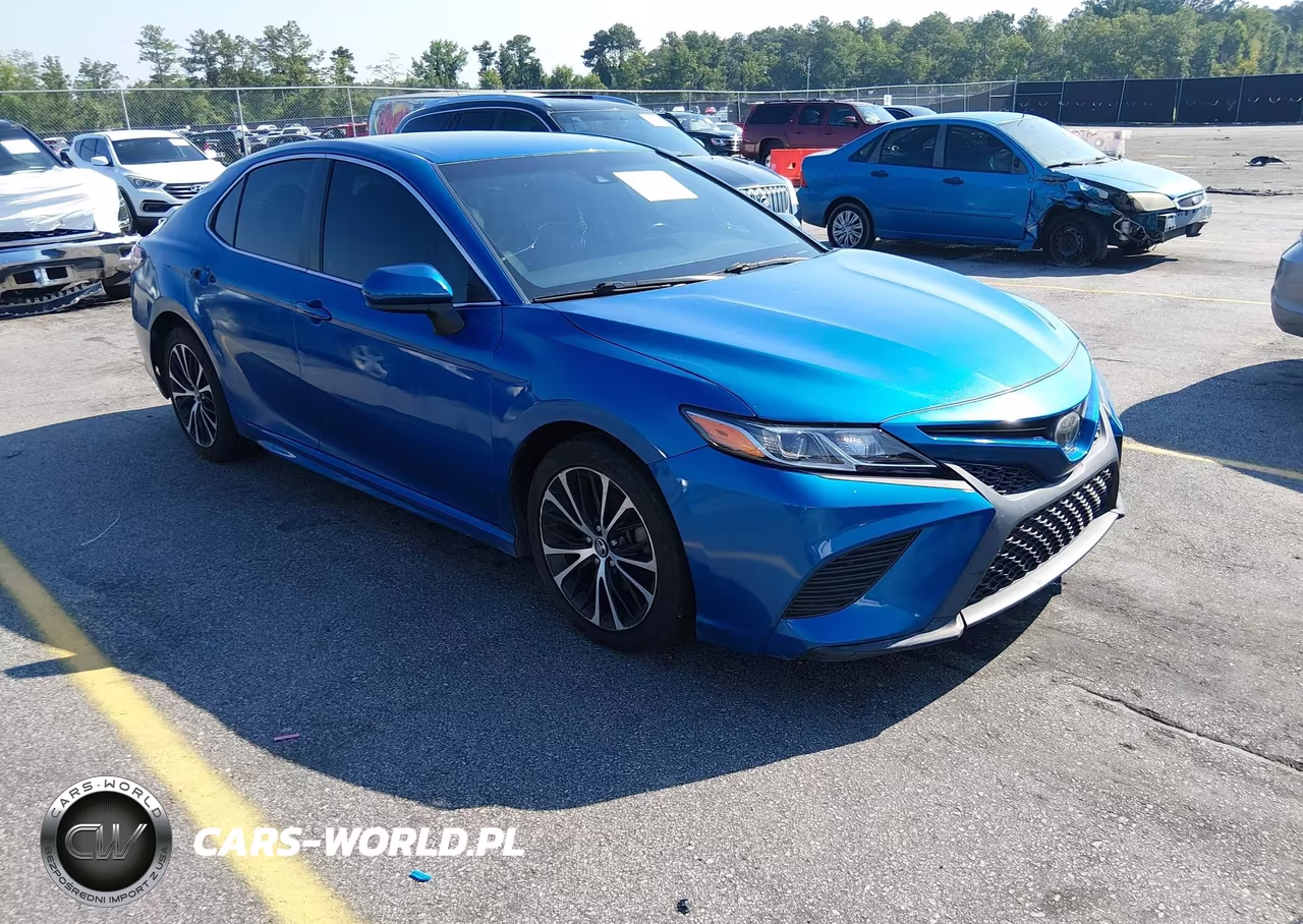 2018 Toyota Camry Se – zdjęcie 1 z 16