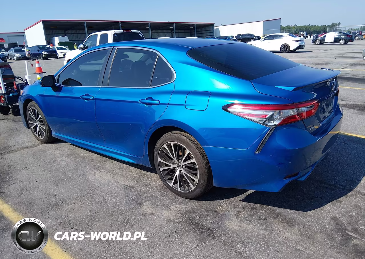 2018 Toyota Camry Se VIN:4T1B11HK1JU129999 - 3