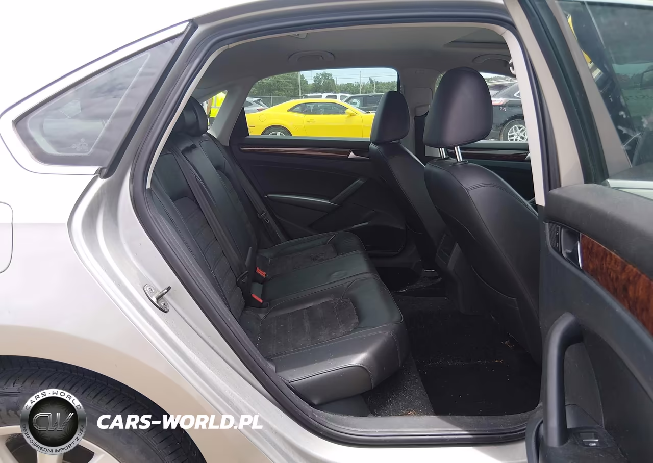 2012 Volkswagen Passat 2.5L Sel Premium VIN:1VWCP7A33CC091503 - 8