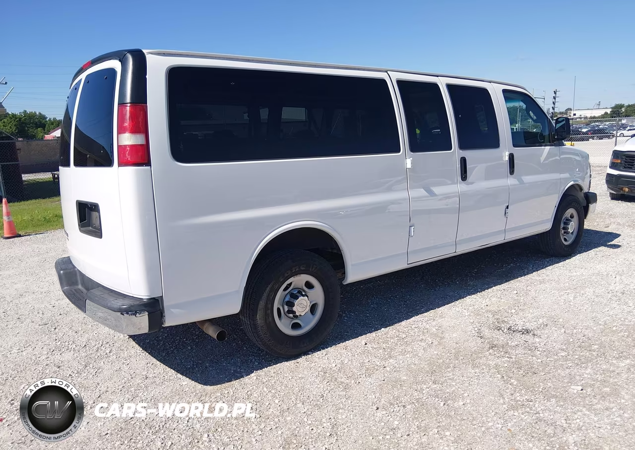 2016 Chevrolet Express 3500 Lt VIN:1GAZGPFG1G1317444 - 4