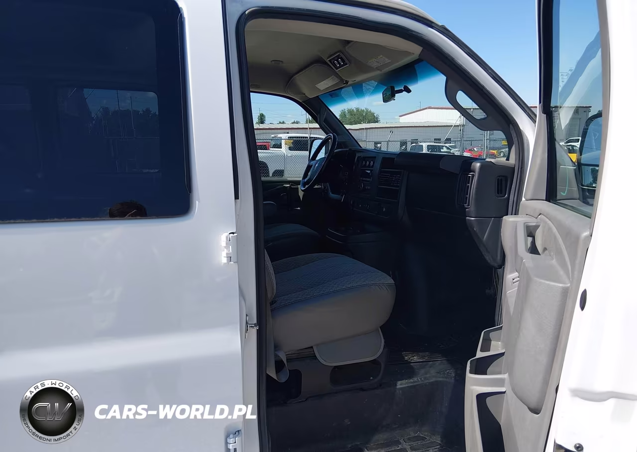 2016 Chevrolet Express 3500 Lt VIN:1GAZGPFG1G1317444 - 5