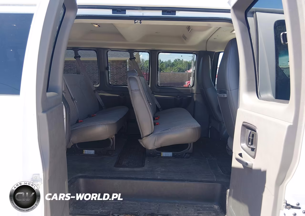 2016 Chevrolet Express 3500 Lt VIN:1GAZGPFG1G1317444 - 8