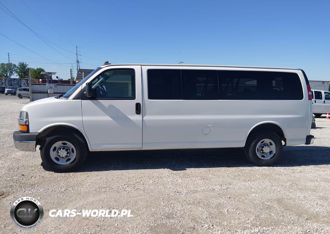 2016 Chevrolet Express 3500 Lt VIN:1GAZGPFG6G1313499 - 14