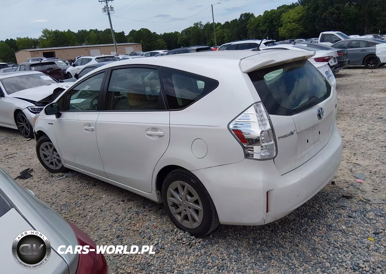 2012 Toyota Prius V Two VIN:JTDZN3EU7C3026121 - 3