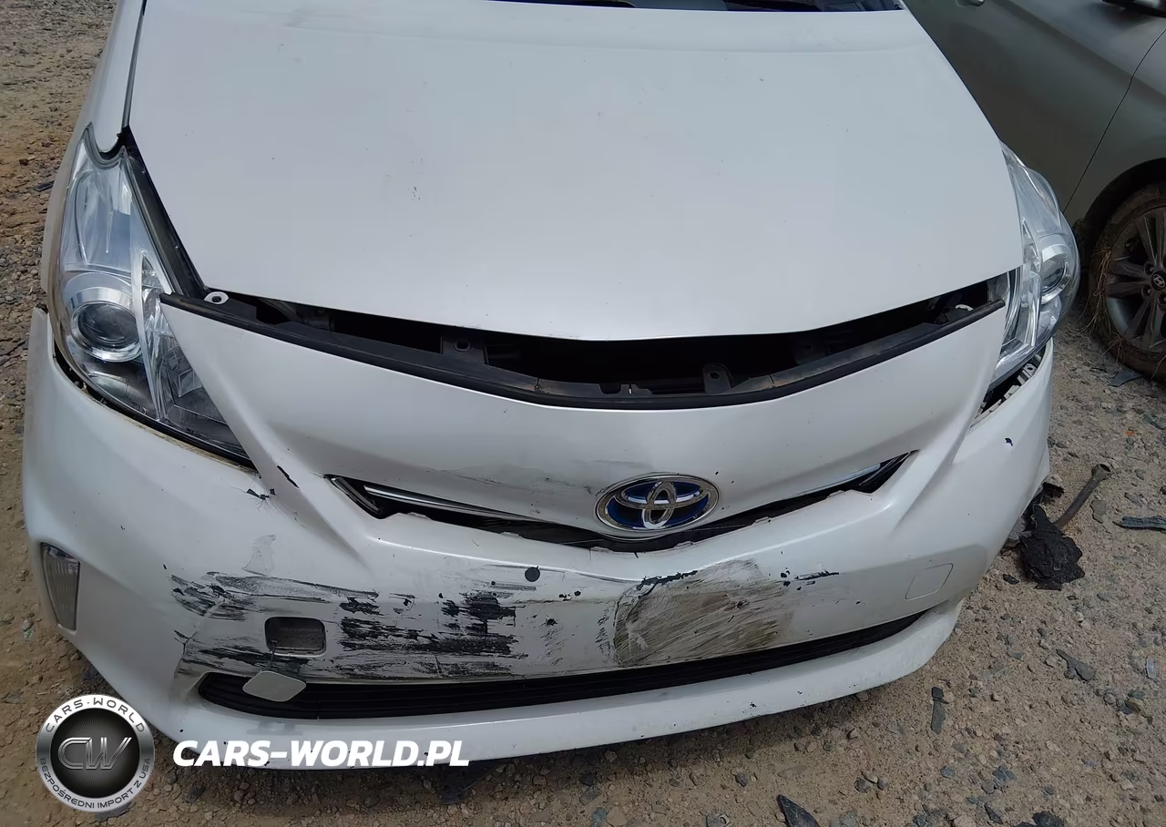 2012 Toyota Prius V Two VIN:JTDZN3EU7C3026121 - 6
