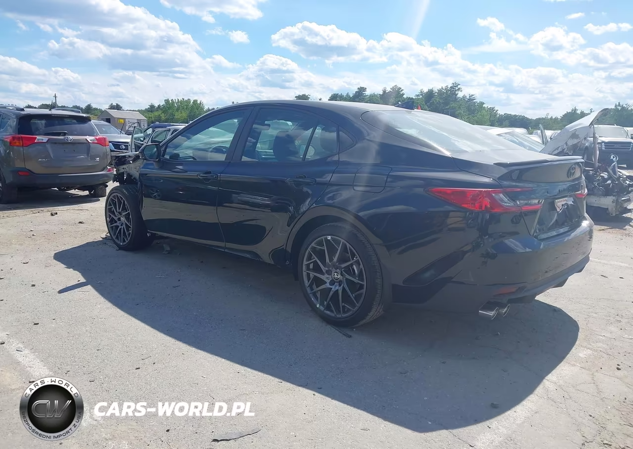 2026 Toyota Camry Se VIN:4T1DAACKXTU746157 - 3