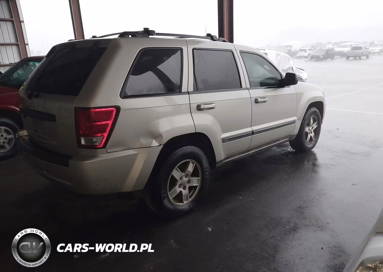 2007 Jeep Grand Cherokee Laredo VIN:1J8GS48KX7C572863 - 4