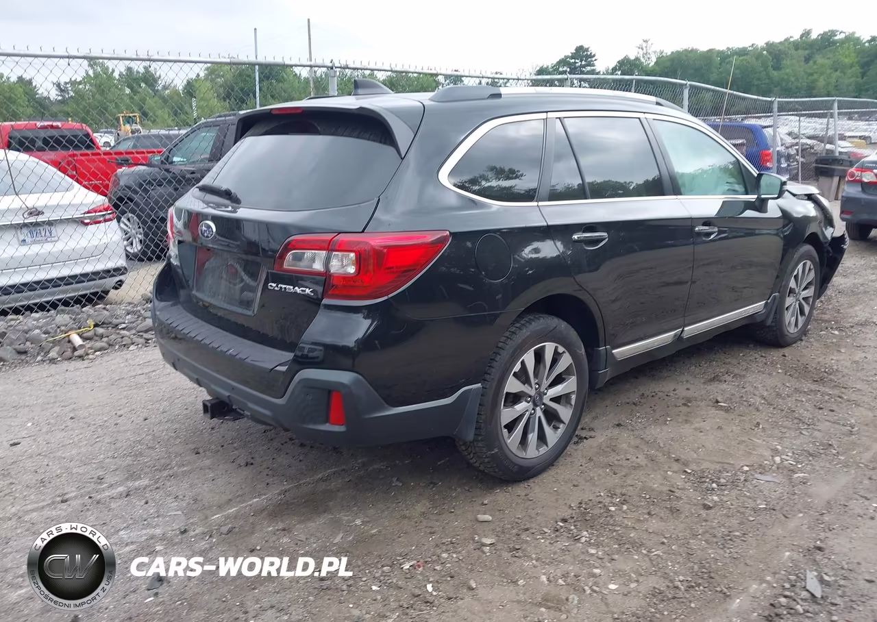 2019 Subaru Outback 2.5I Touring VIN:4S4BSATCXK3234786 - 4
