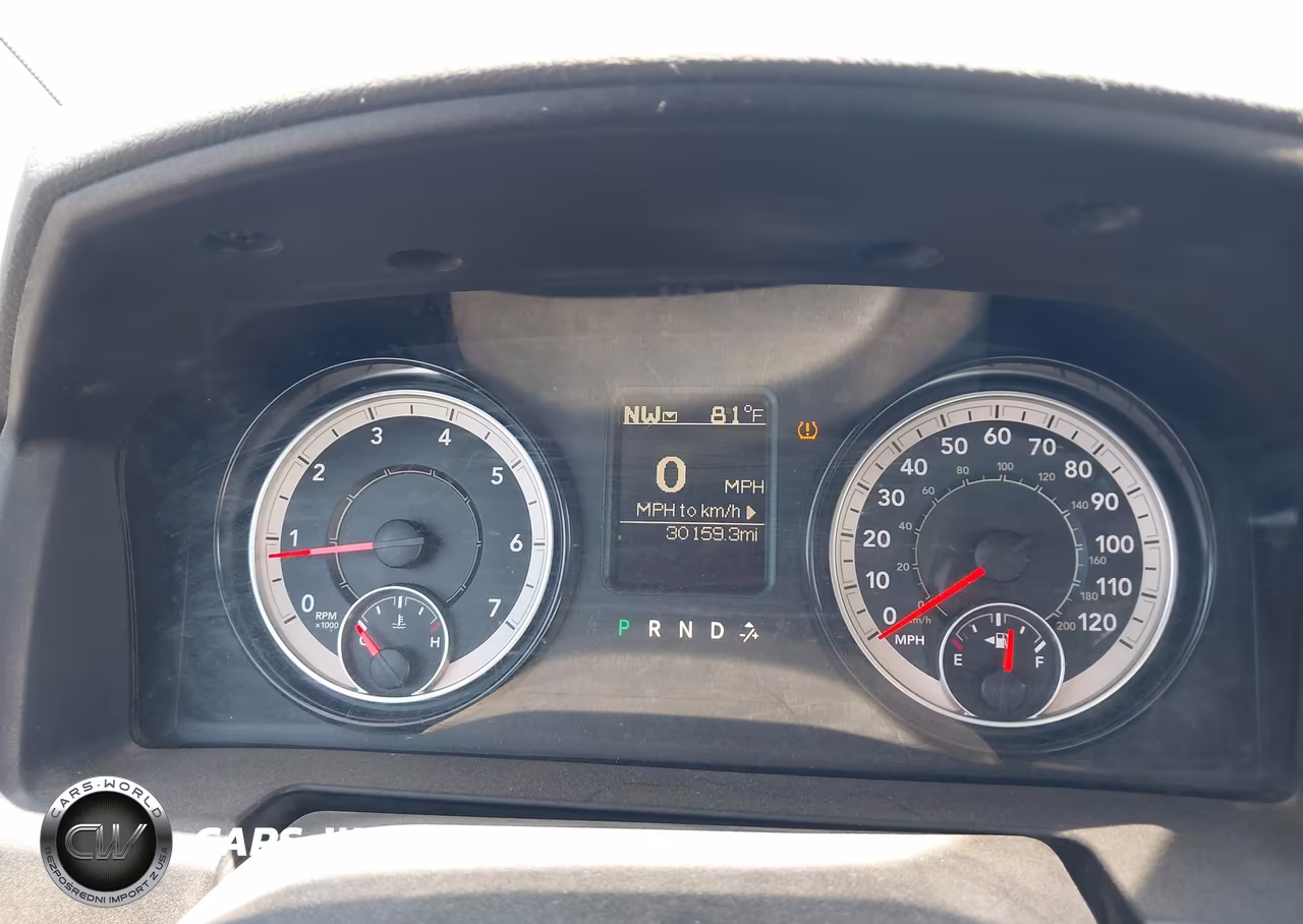 2019 Ram 1500 Classic Tradesman 4X2 8' Box VIN:3C6JR6DG9KG502841 - 7