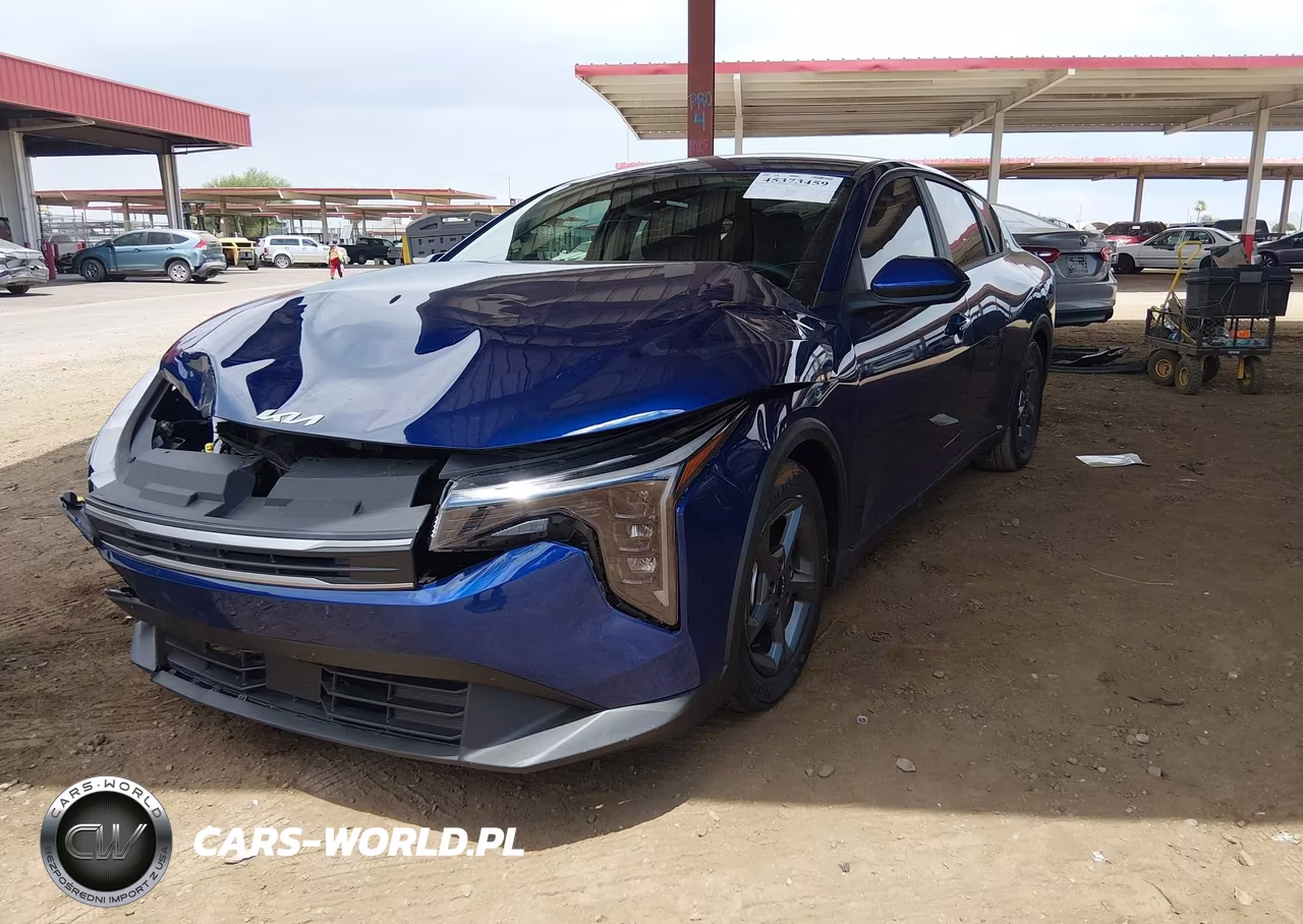 2026 Kia K4 Lxs VIN:3KPFT4DE8TE328826 - 2