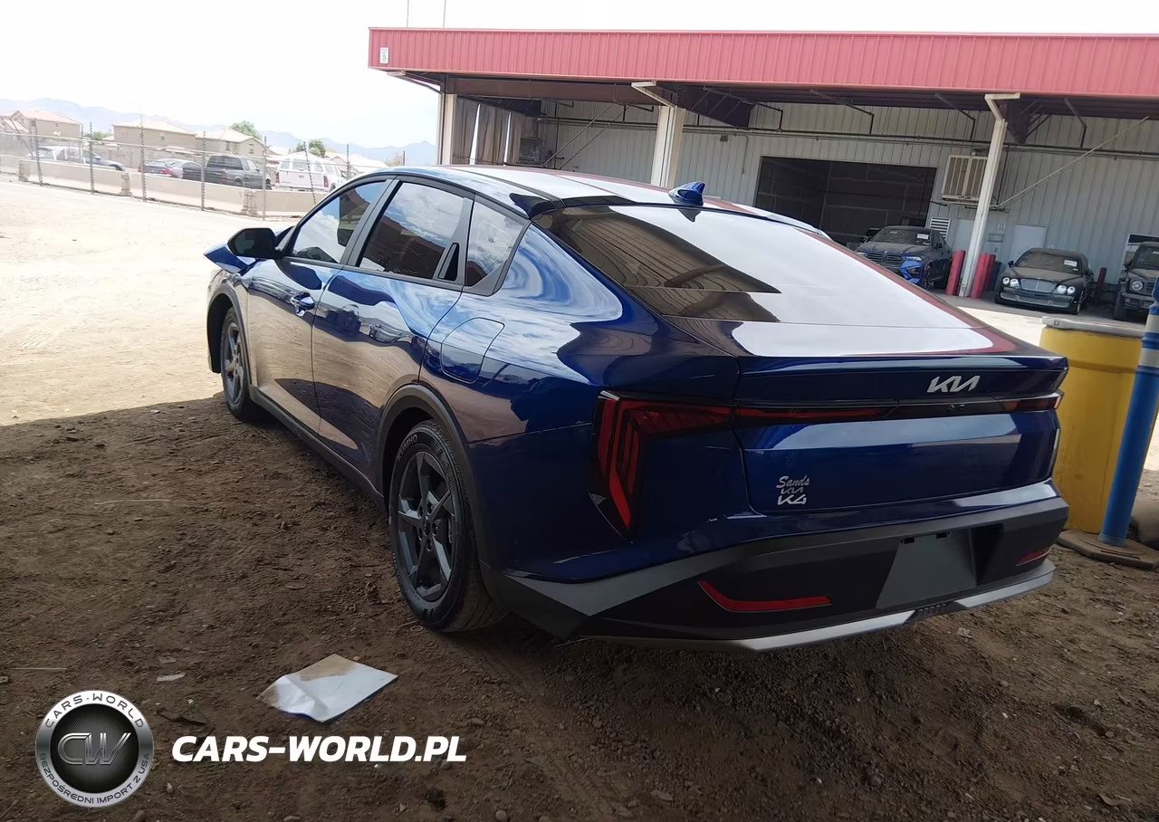 2026 Kia K4 Lxs VIN:3KPFT4DE8TE328826 - 3
