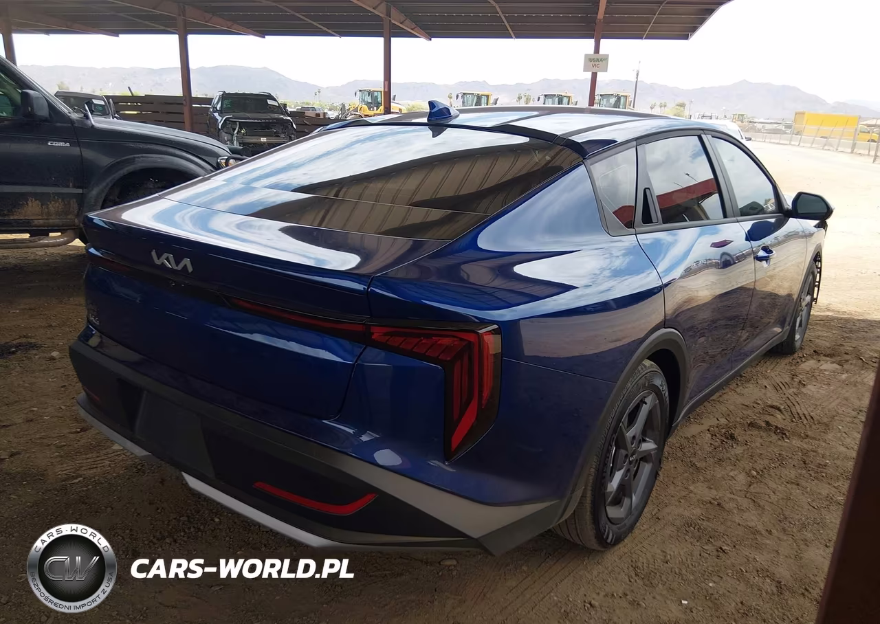 2026 Kia K4 Lxs VIN:3KPFT4DE8TE328826 - 4
