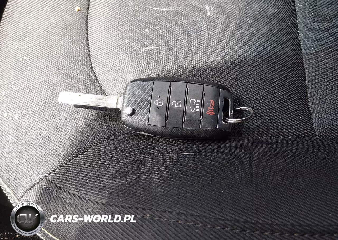 2014 Kia Soul + VIN:KNDJP3A59E7061616 - 11