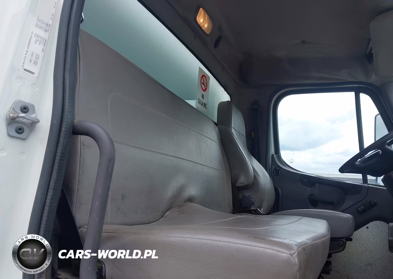 2015 Freightliner M2 106 Medium Duty VIN:1FVACWDU4FHGB2730 - 8