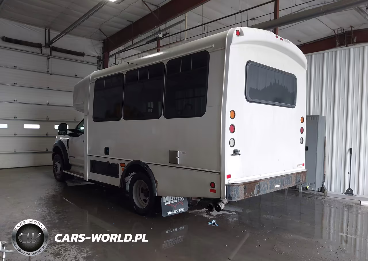 2017 Ford F-450 Chassis Xl VIN:1FDAF4GT1HEE73331 - 3