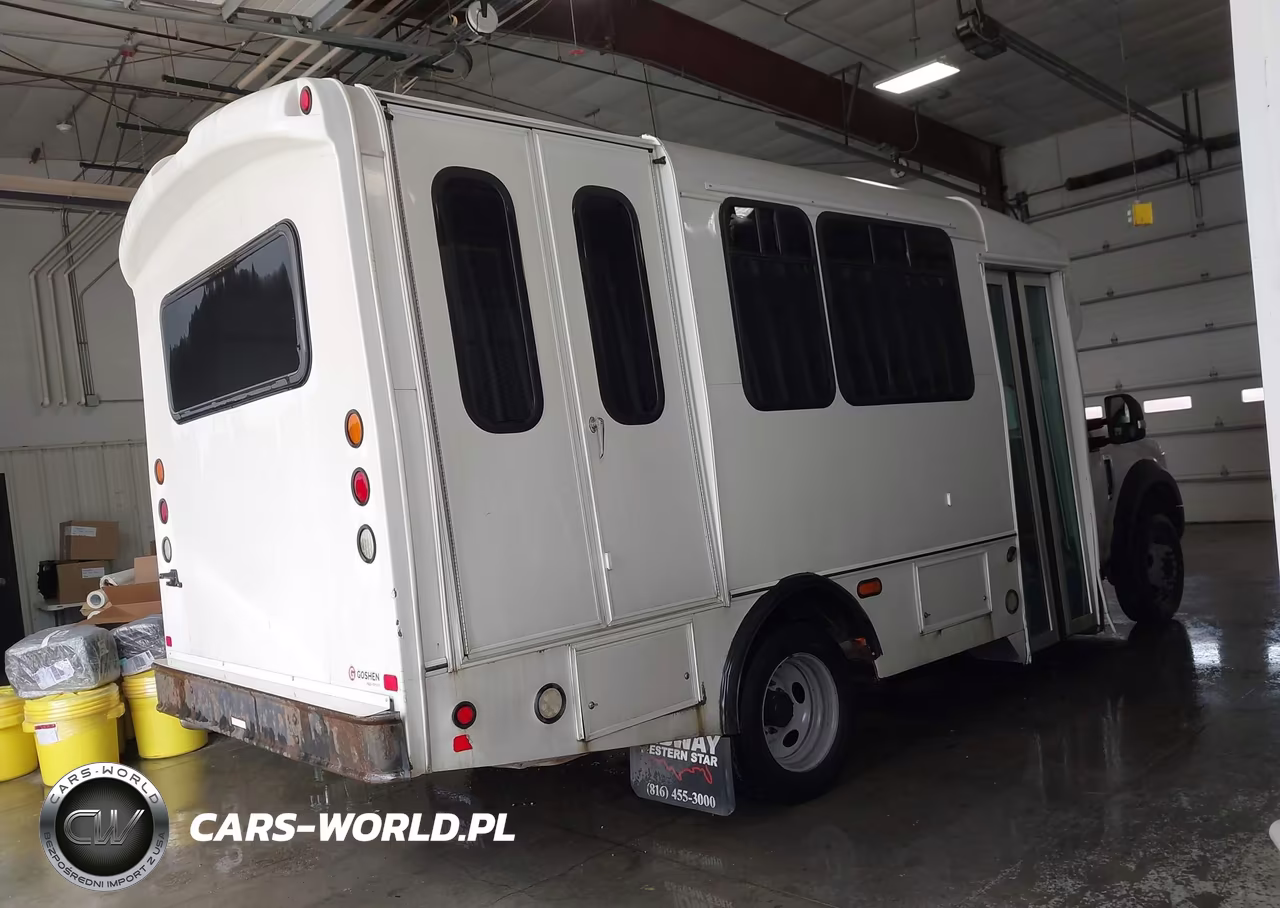 2017 Ford F-450 Chassis Xl VIN:1FDAF4GT1HEE73331 - 4