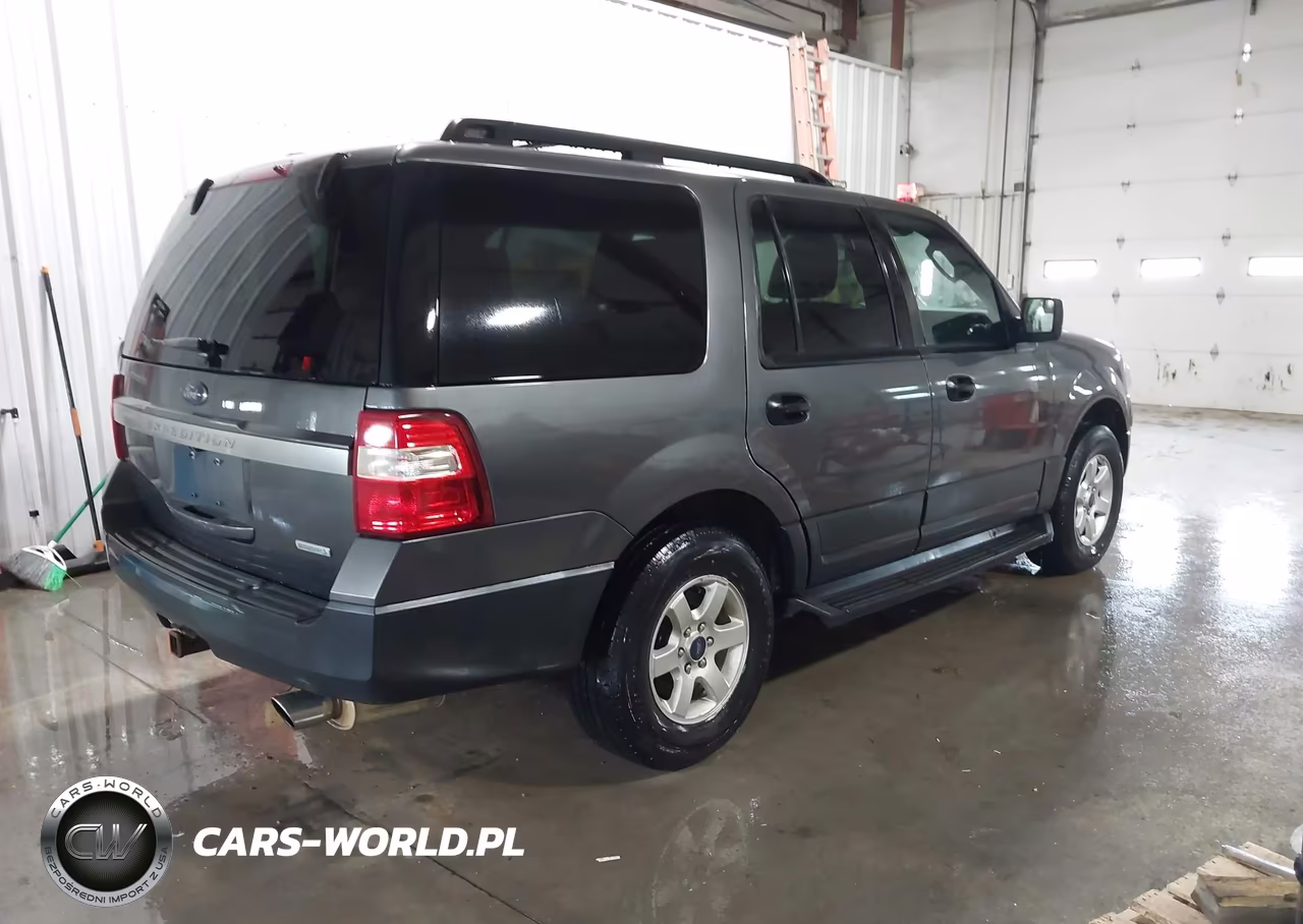 2017 Ford Expedition Xl VIN:1FMJU1GT8HEA37743 - 4