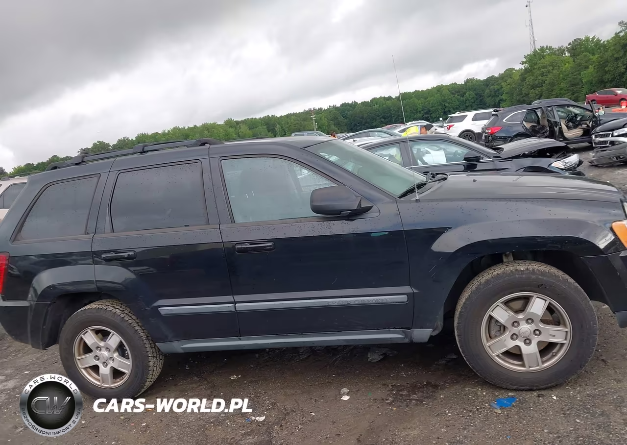 2007 Jeep Grand Cherokee Laredo VIN:1J8GR48K87C577099 - 13