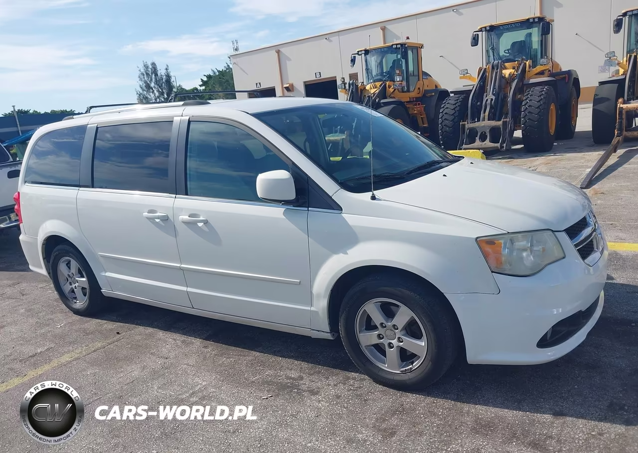 2011 Dodge Grand Caravan Crew VIN:2D4RN5DGXBR678487 - 12