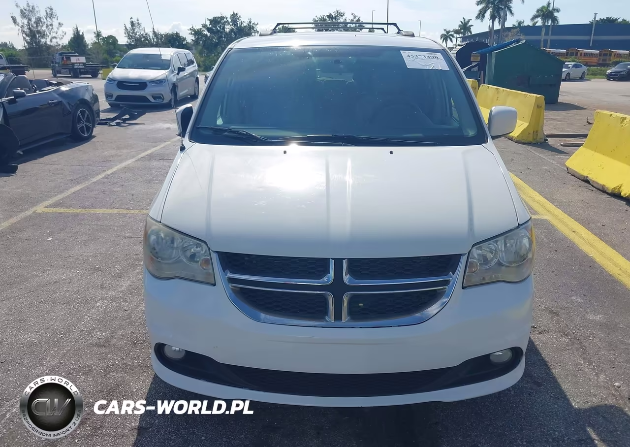 2011 Dodge Grand Caravan Crew VIN:2D4RN5DGXBR678487 - 6