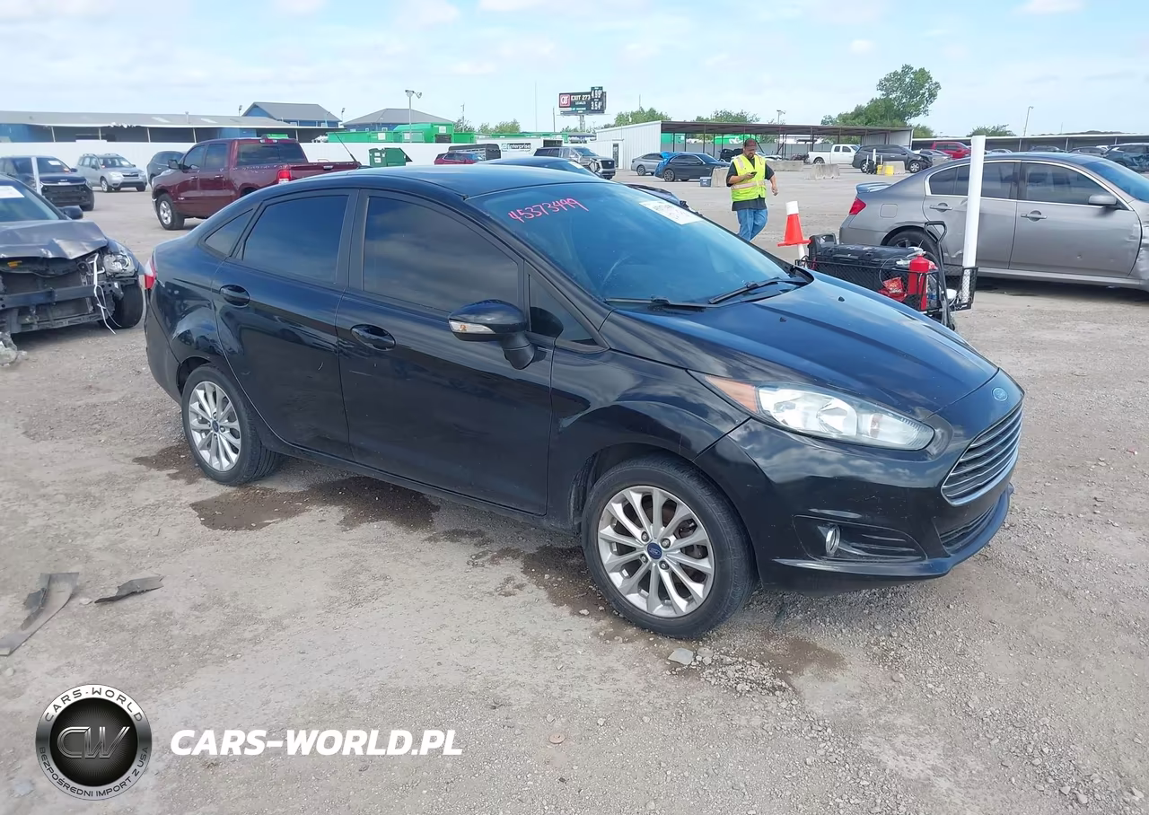 2014 Ford Fiesta Se – zdjęcie 1 z 13
