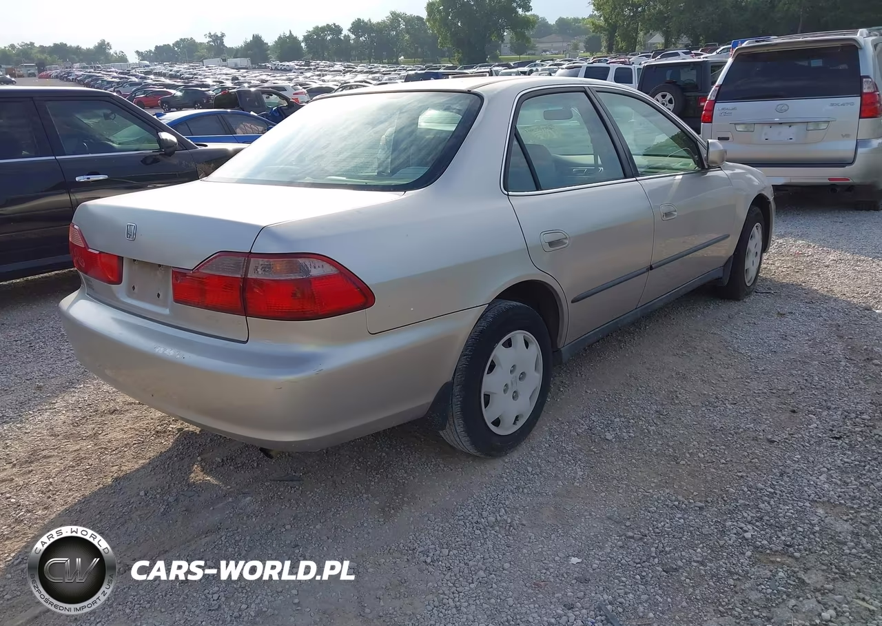1999 Honda Accord Lx VIN:JHMCG5649XC006029 - 4