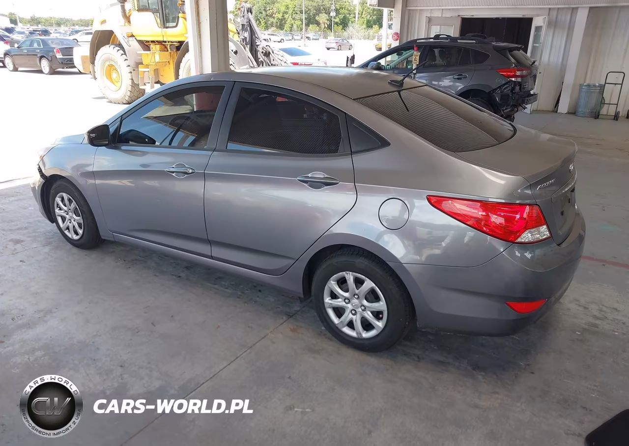 2014 Hyundai Accent Gls VIN:KMHCT4AE0EU636953 - 3
