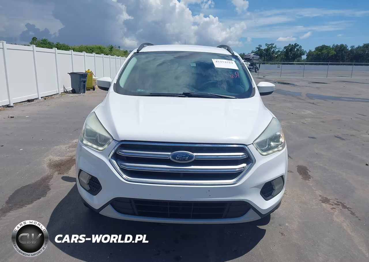 2017 Ford Escape Se VIN:1FMCU0GD3HUE63888 - 6