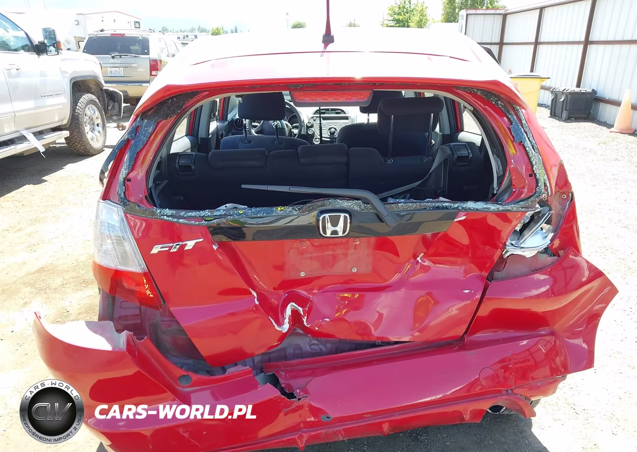 2010 Honda Fit Sport VIN:JHMGE8H40AC004750 - 6