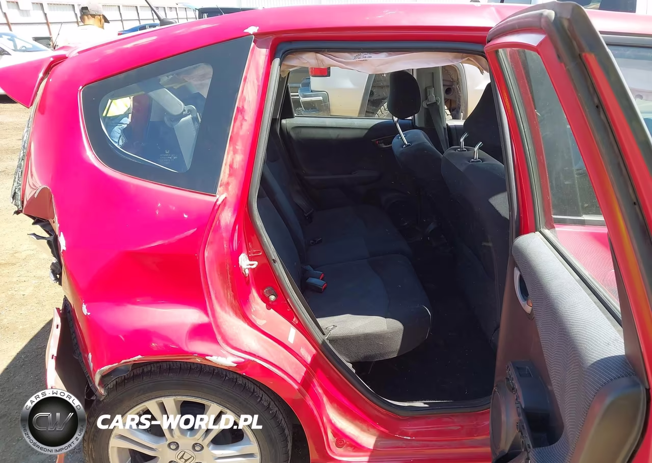 2010 Honda Fit Sport VIN:JHMGE8H40AC004750 - 8