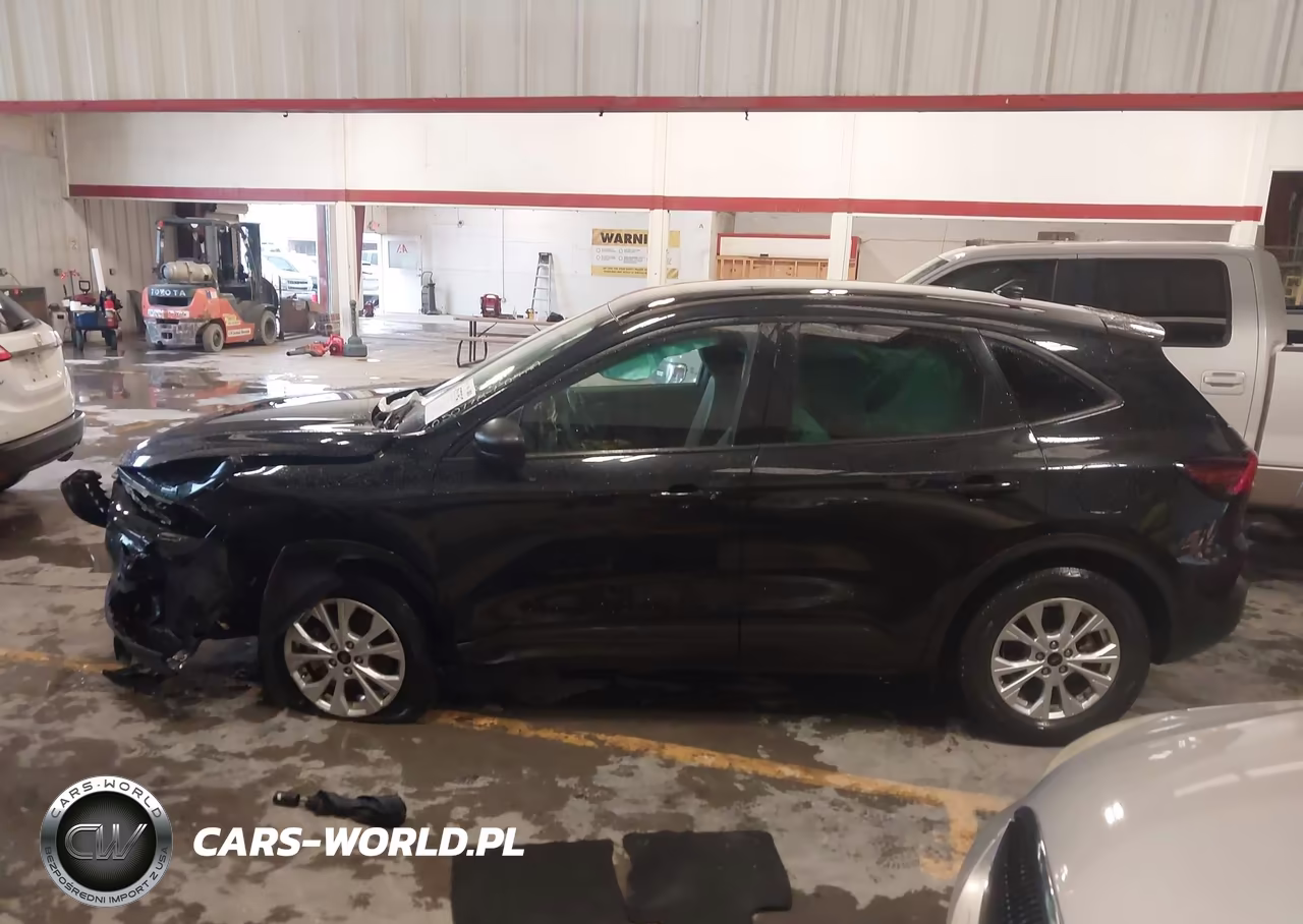 2025 Ford Escape Active VIN:1FMCU9GN8SUA29552 - 14