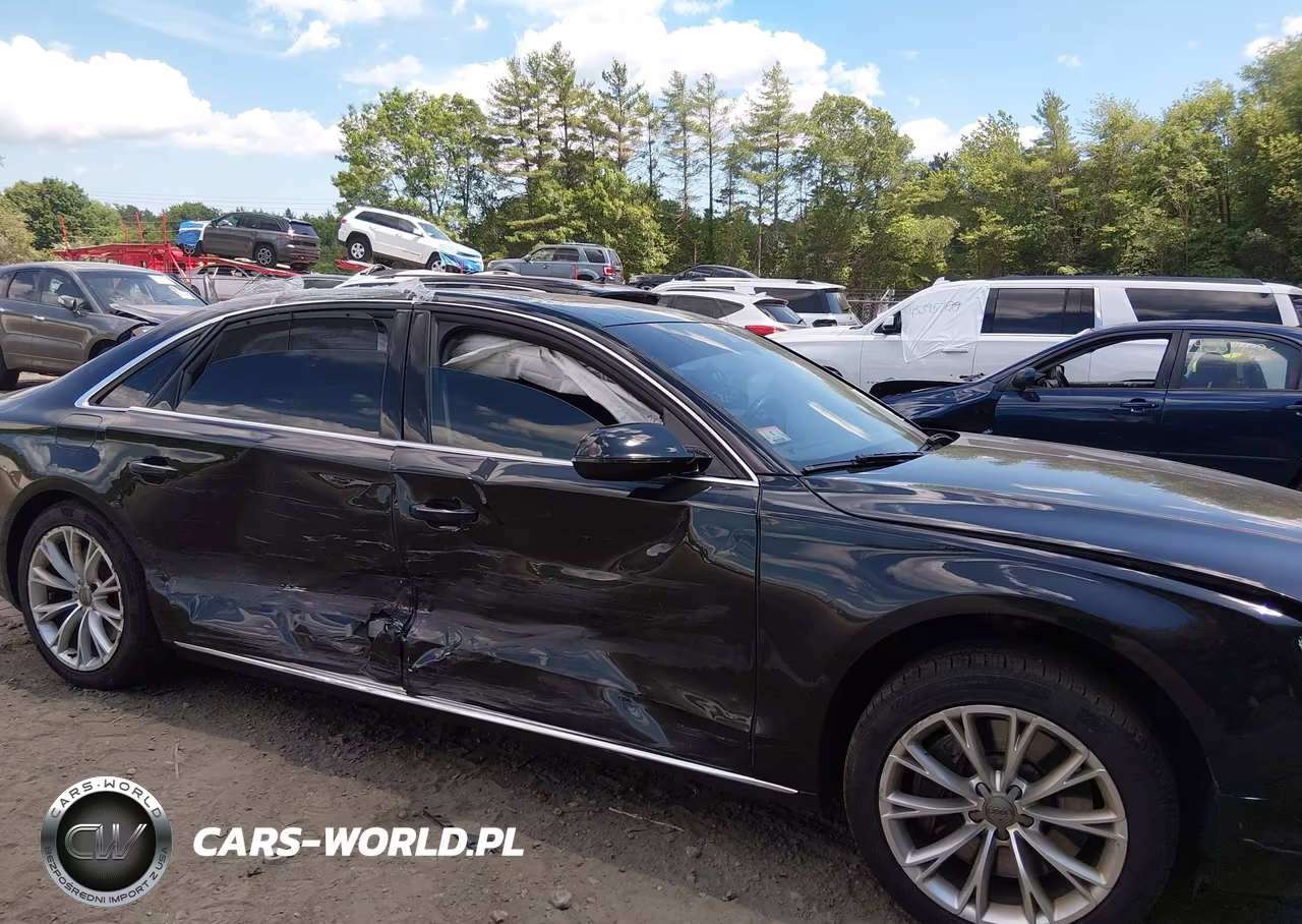 2012 Audi A8 L L 4.2 (Tiptronic) (No Longer Orderable) VIN:WAURVAFD2CN006606 - 17