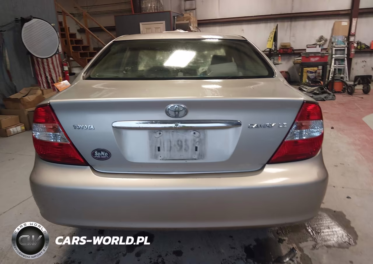 2003 Toyota Camry Le VIN:4T1BE32K23U766699 - 15