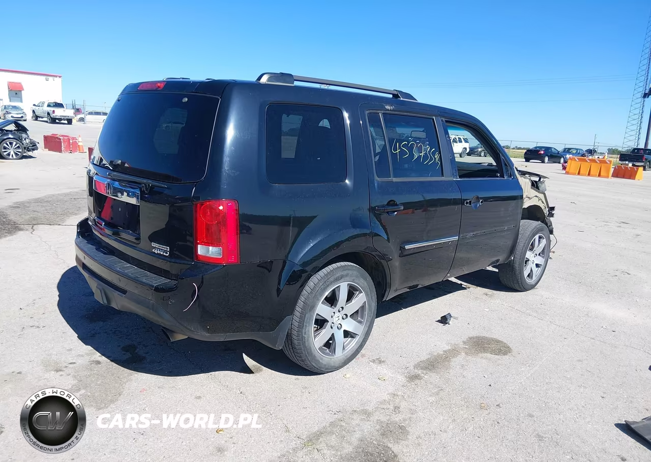 2012 Honda Pilot Touring VIN:5FNYF4H99CB052163 - 4