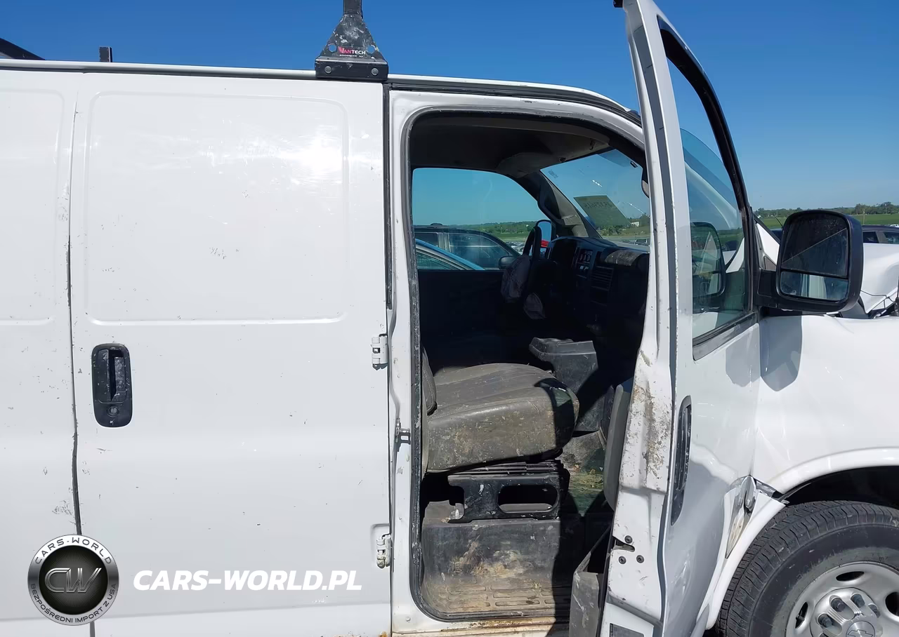 2016 Chevrolet Express 2500 Work Van VIN:1GCWGAFF9G1156808 - 5