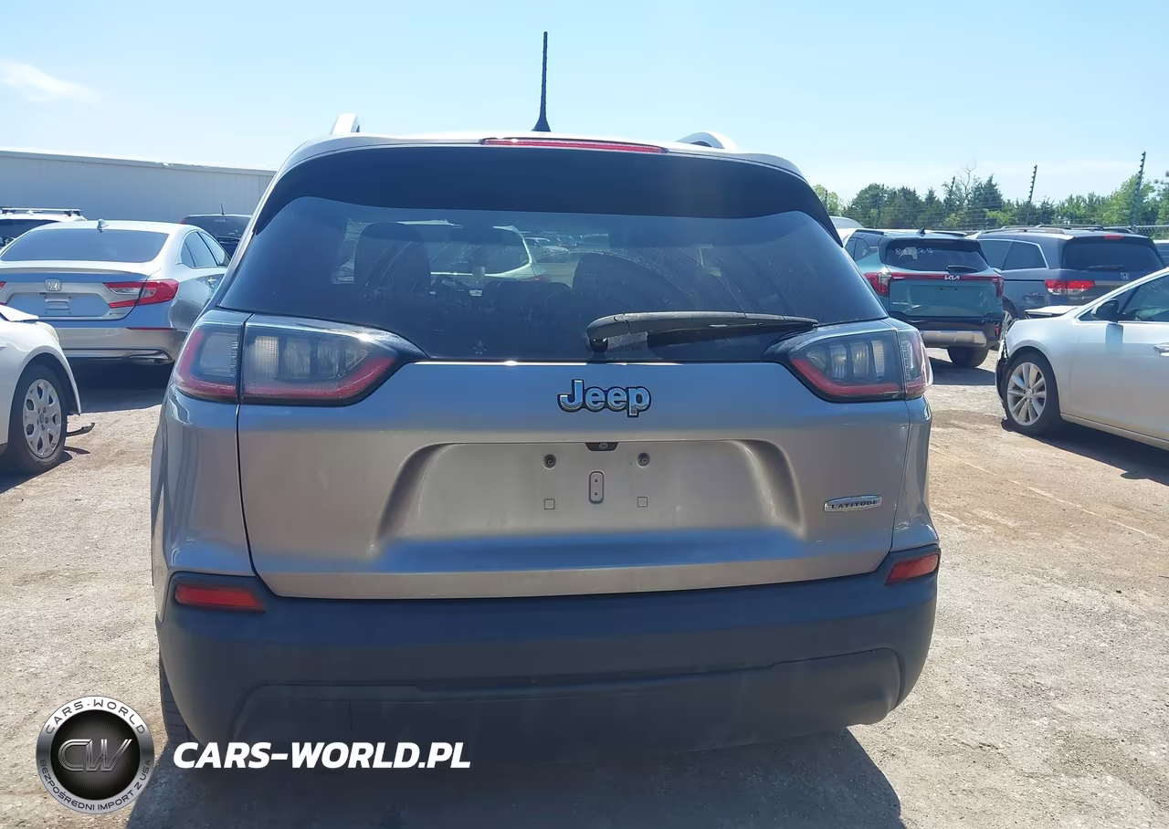 2019 Jeep Cherokee Latitude Plus Fwd VIN:1C4PJLLB0KD226285 - 16