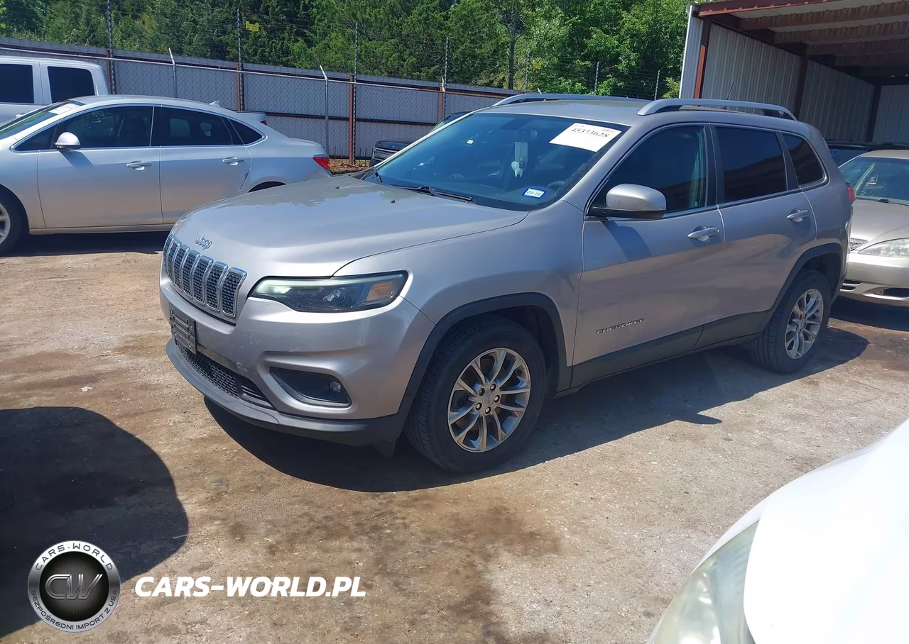 2019 Jeep Cherokee Latitude Plus Fwd VIN:1C4PJLLB0KD226285 - 2
