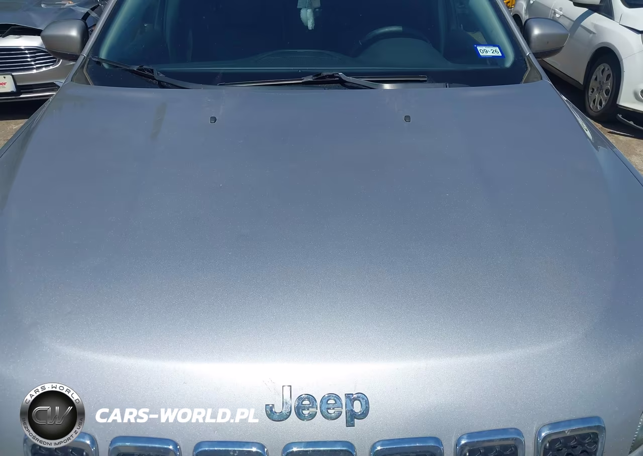 2019 Jeep Cherokee Latitude Plus Fwd VIN:1C4PJLLB0KD226285 - 6