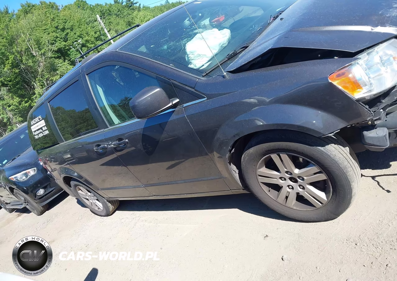 2018 Dodge Grand Caravan Sxt VIN:2C4RDGCG7JR253577 - 13